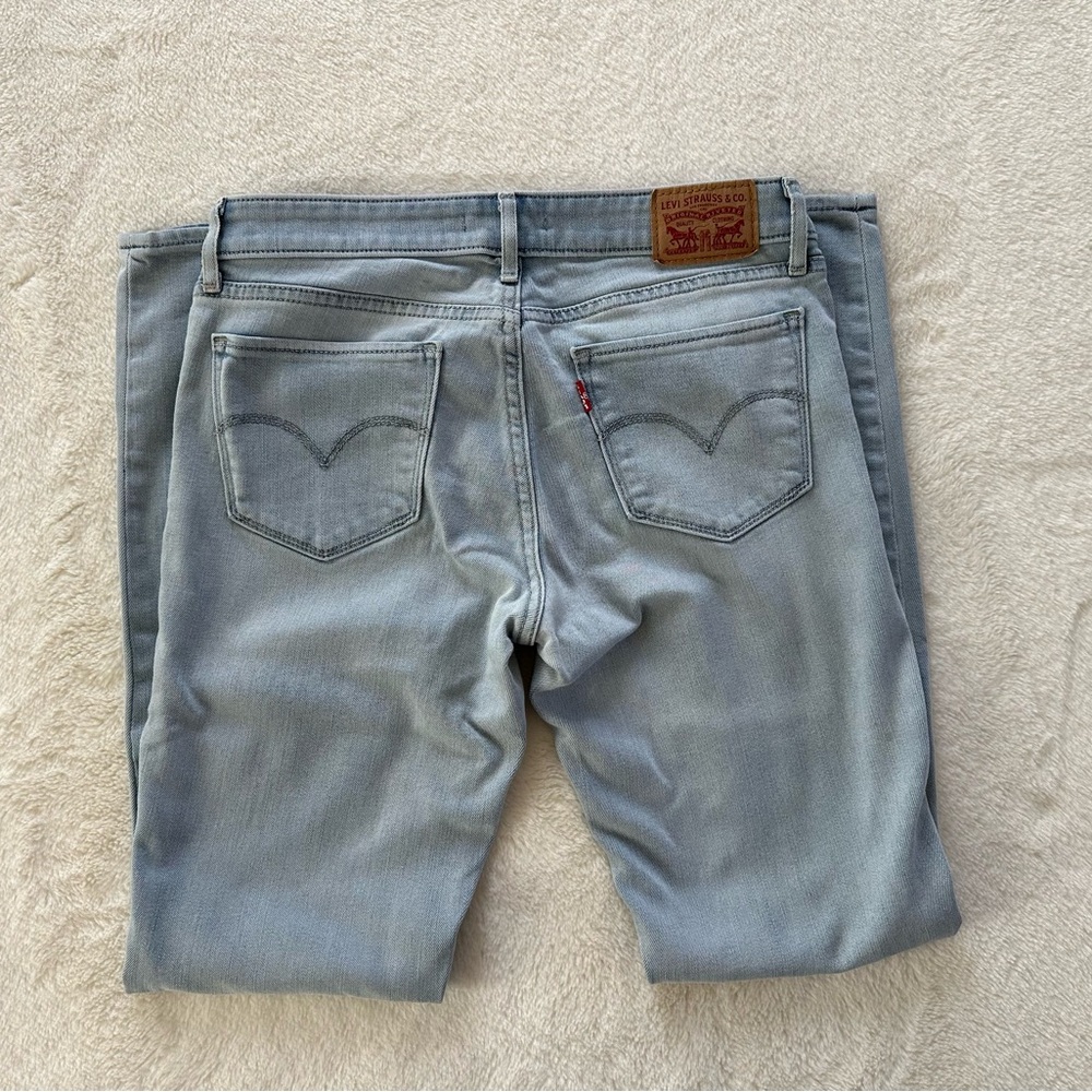 Levi's Light Blue Skinny Jeans - Picture 2 of 8
